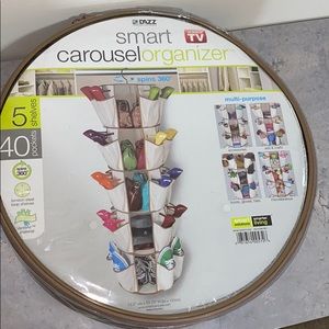 Smart Carousel Organizer